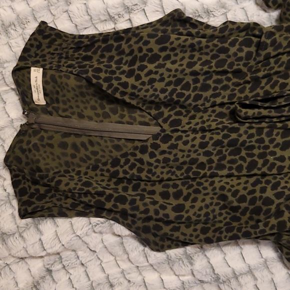 Abercrombie & Fitch Green Leopard Jumpsuit Women's Size XS - Picture 3 of 10